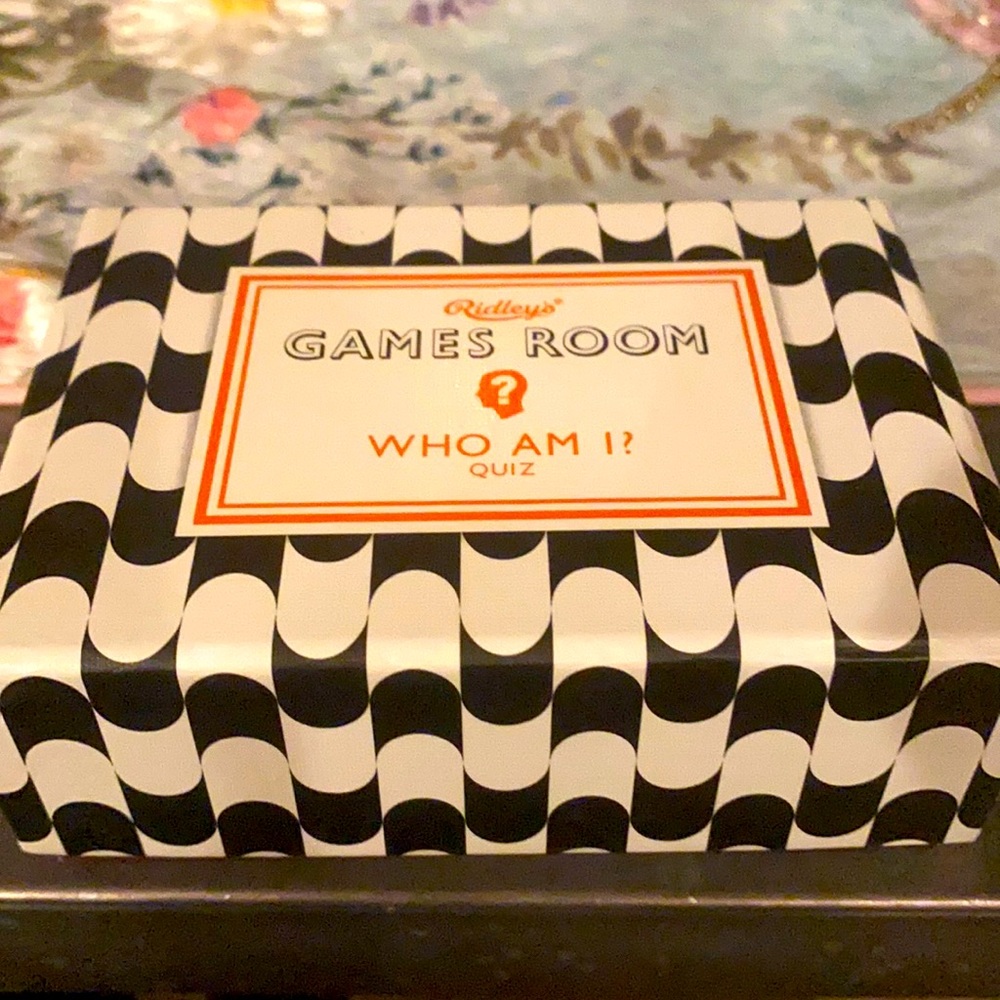 Brand new in box Ridley Games Room Who Am I?